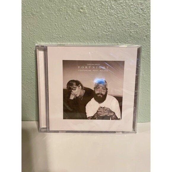 Taylor Swift Fortnight CD Sealed New Rare Post Malone - Picture 1 of 2